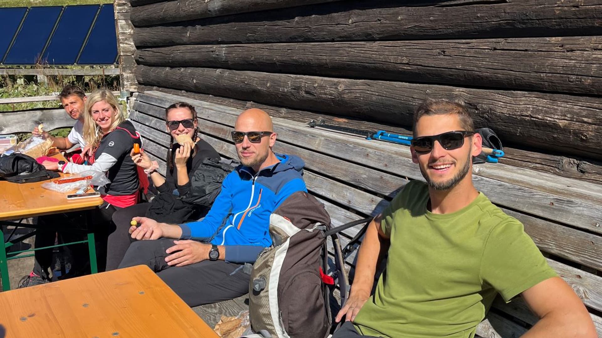 The mountain calls: technicians' hike 2022