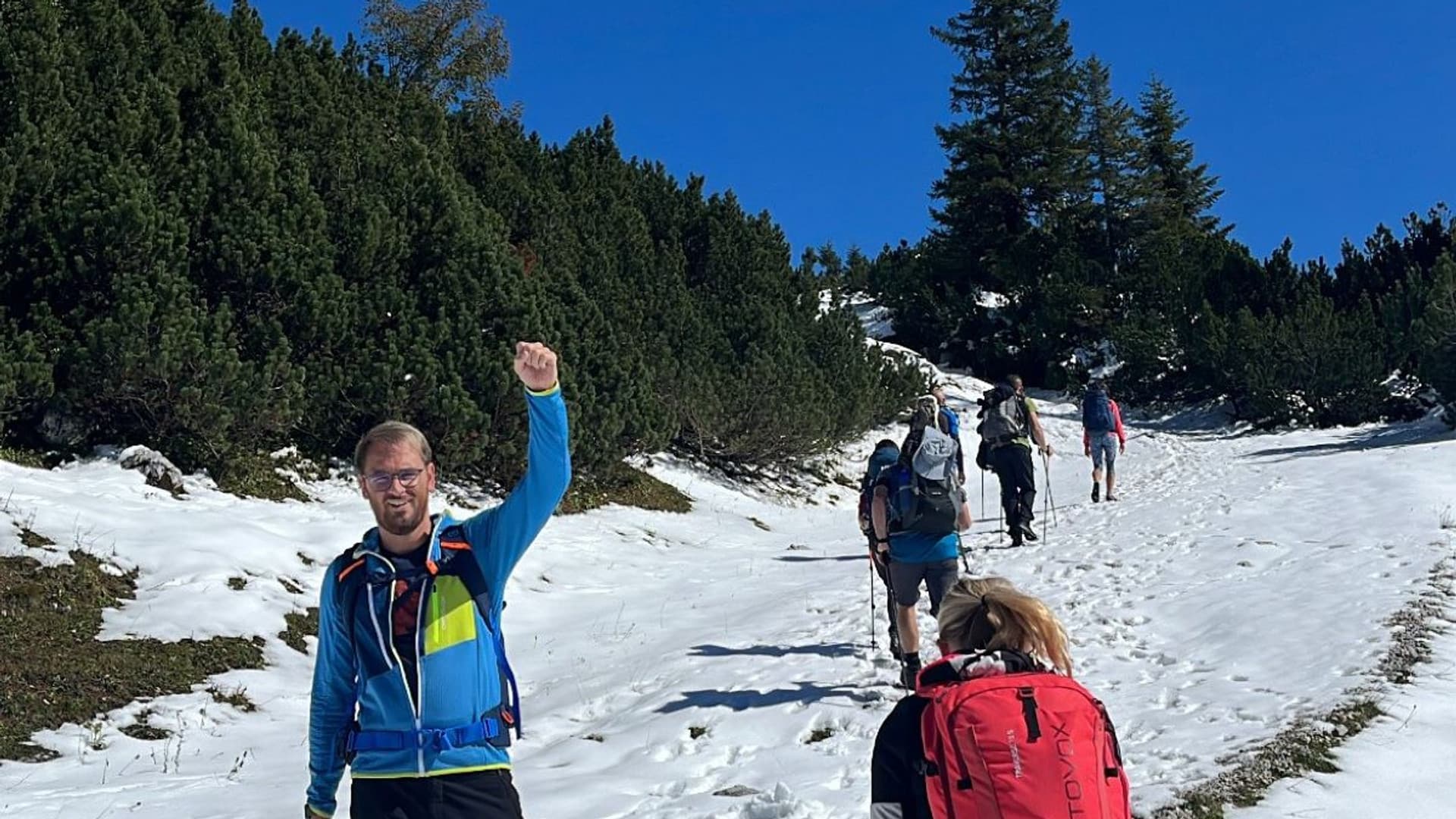 The mountain calls: technicians' hike 2022