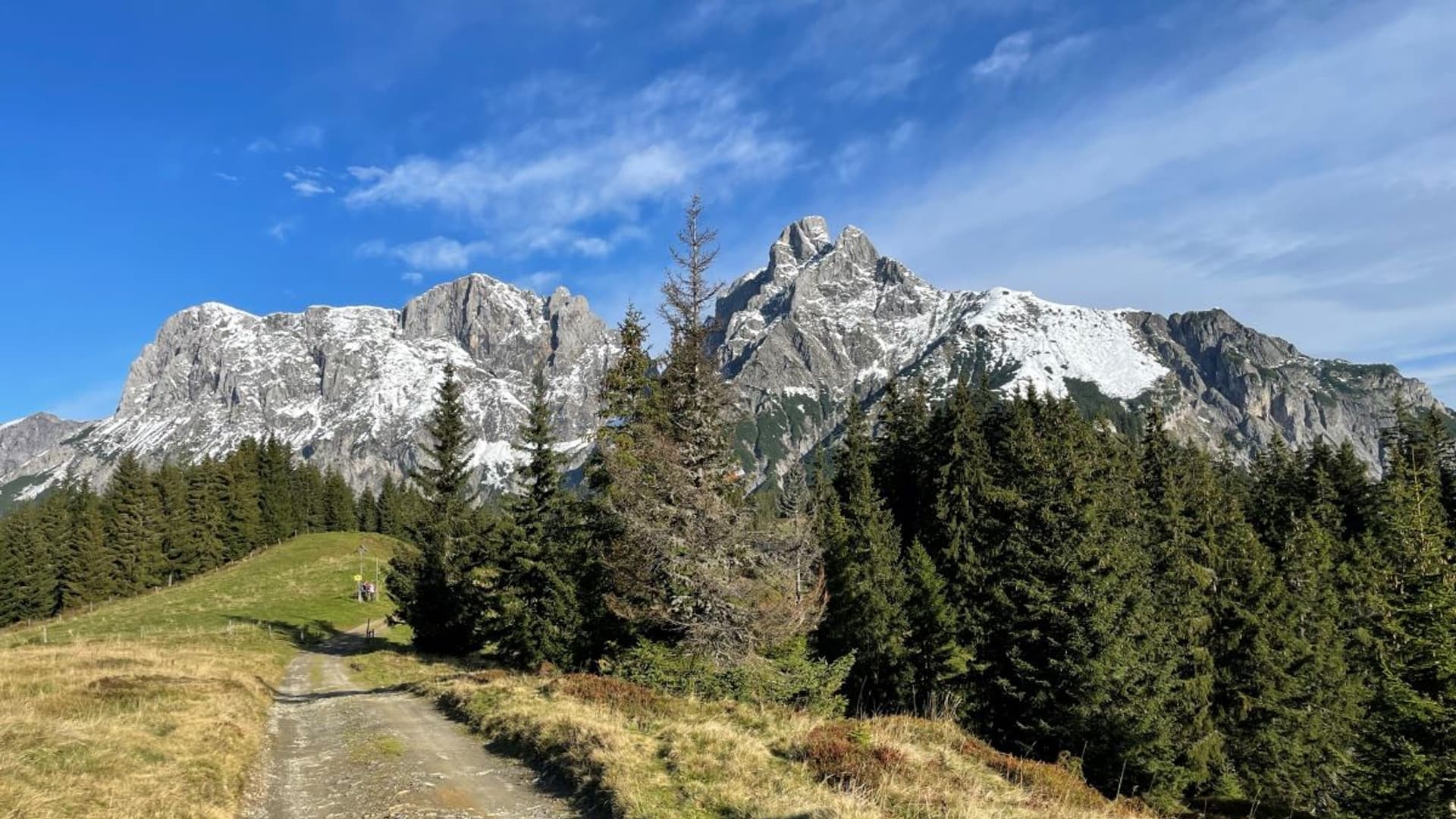 The mountain calls: technicians' hike 2022