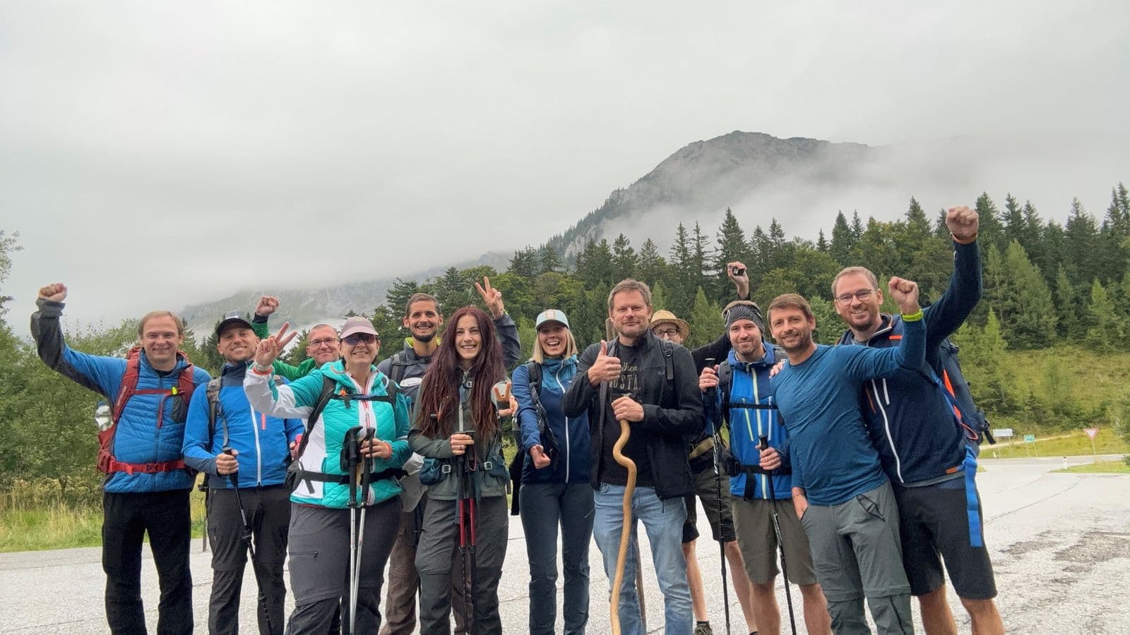 An (almost) rained-out company hiking day