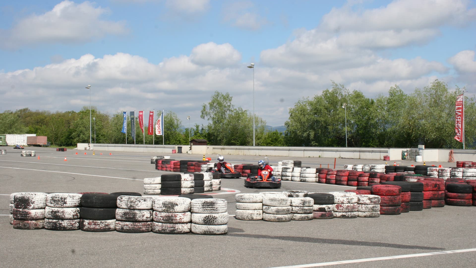 The first Gottwald fitters' go-kart race