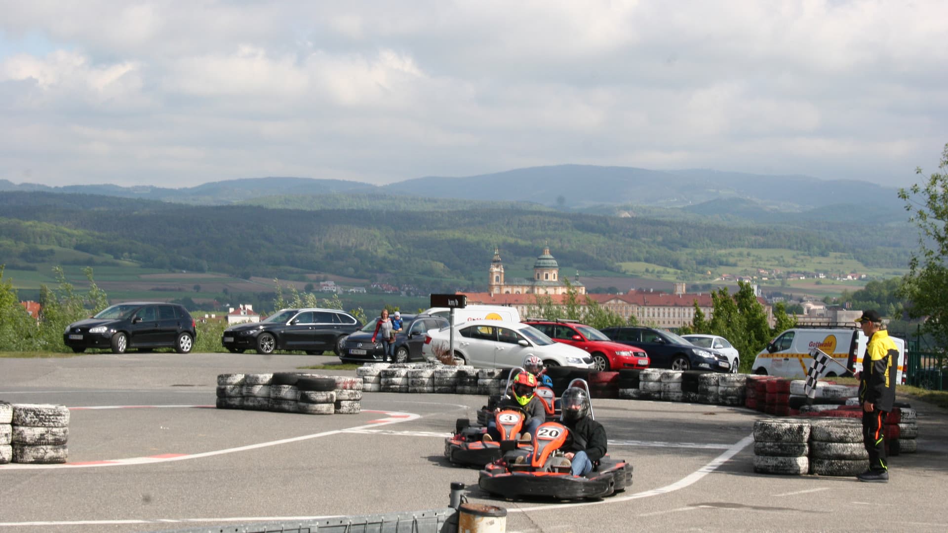The first Gottwald fitters' go-kart race