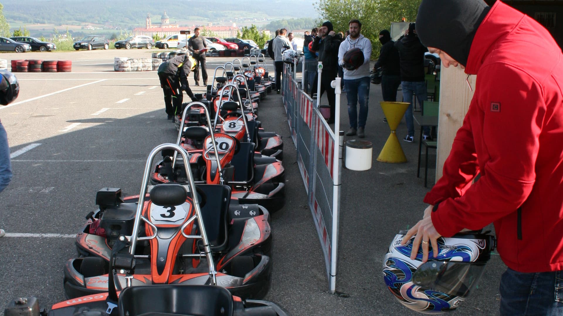 The first Gottwald fitters' go-kart race