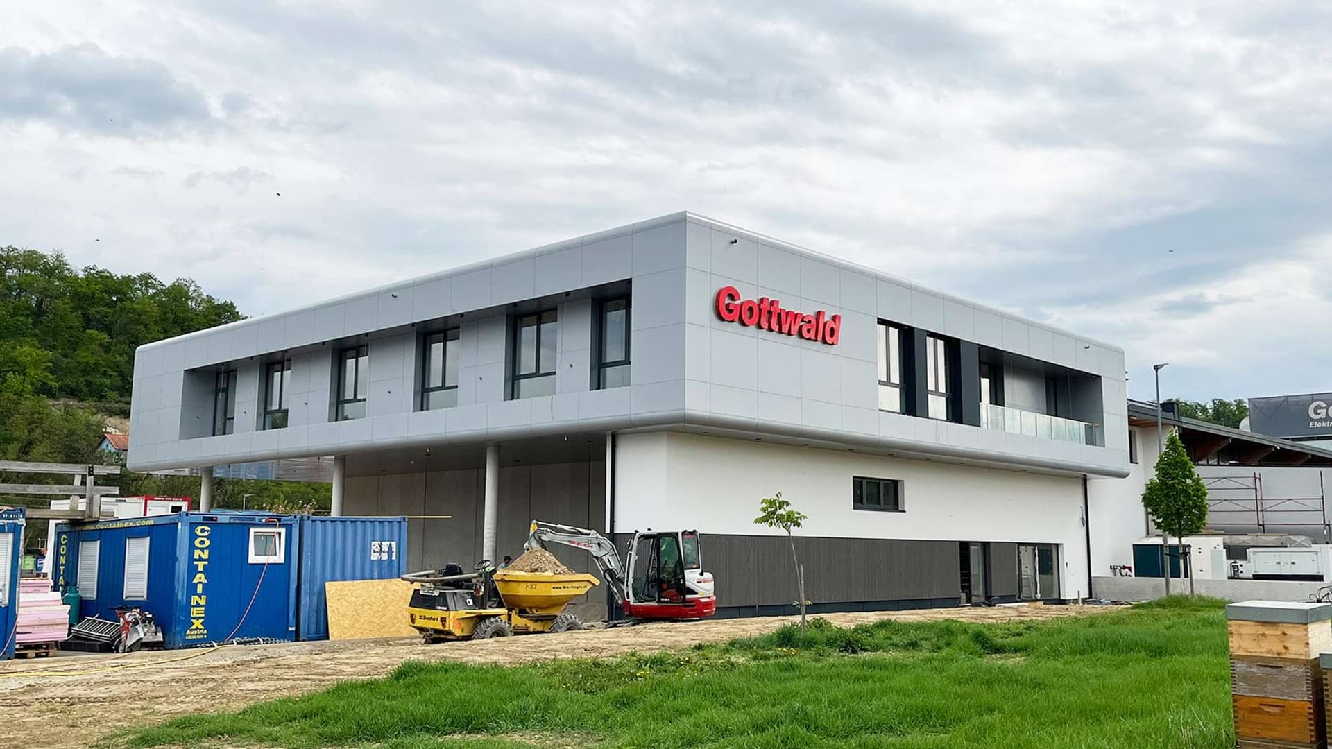 Extension of the Melk headquarters — construction progress
