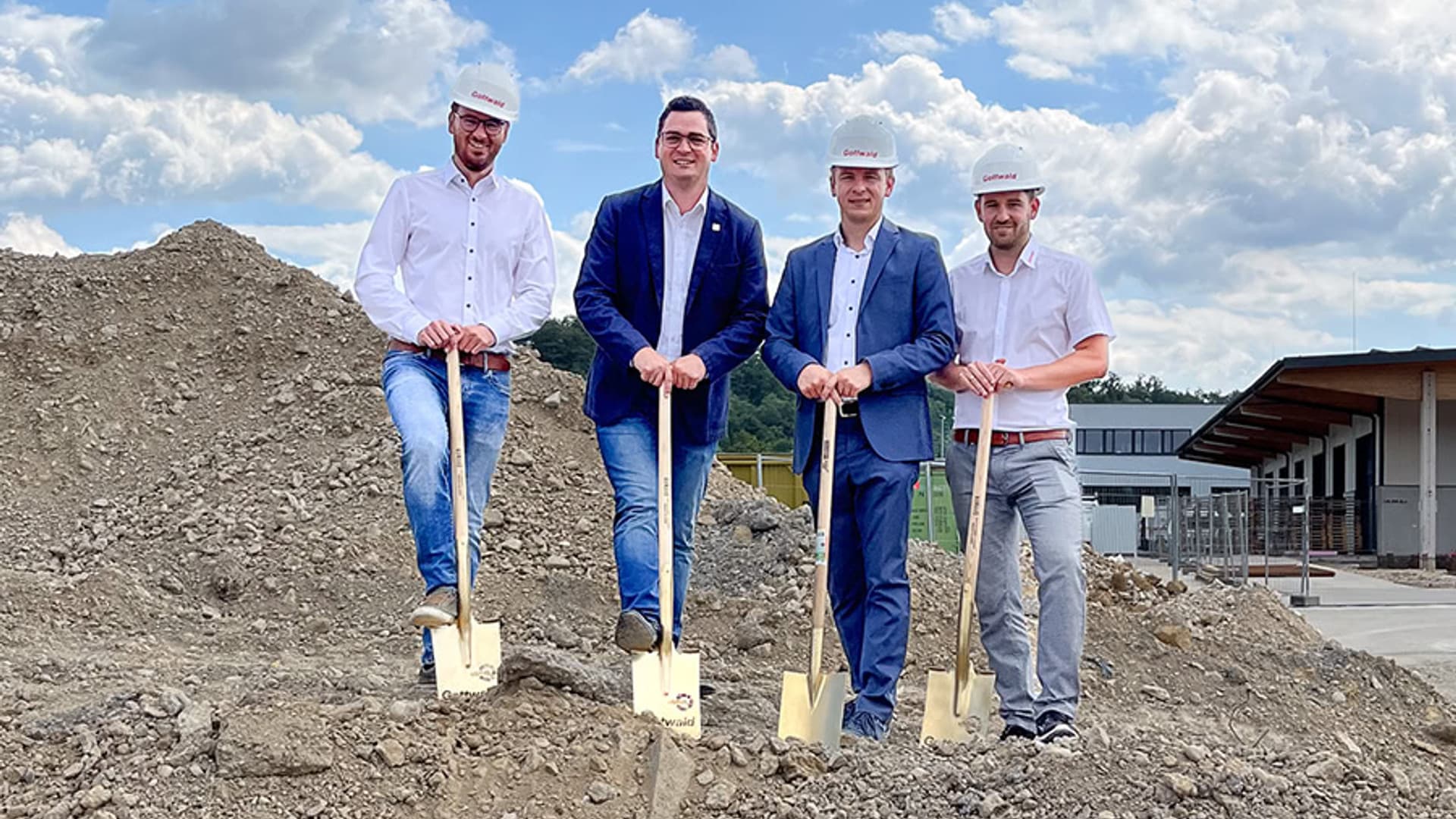 Ceremonial groundbreaking at the Melk site