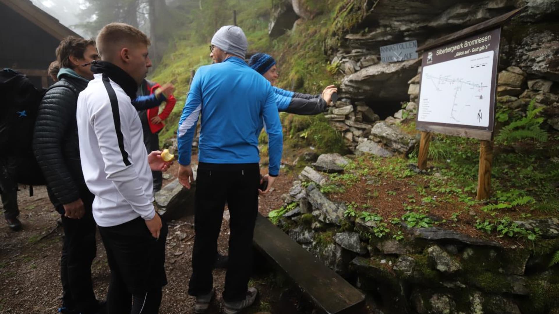 Company hike with Felix Gottwald