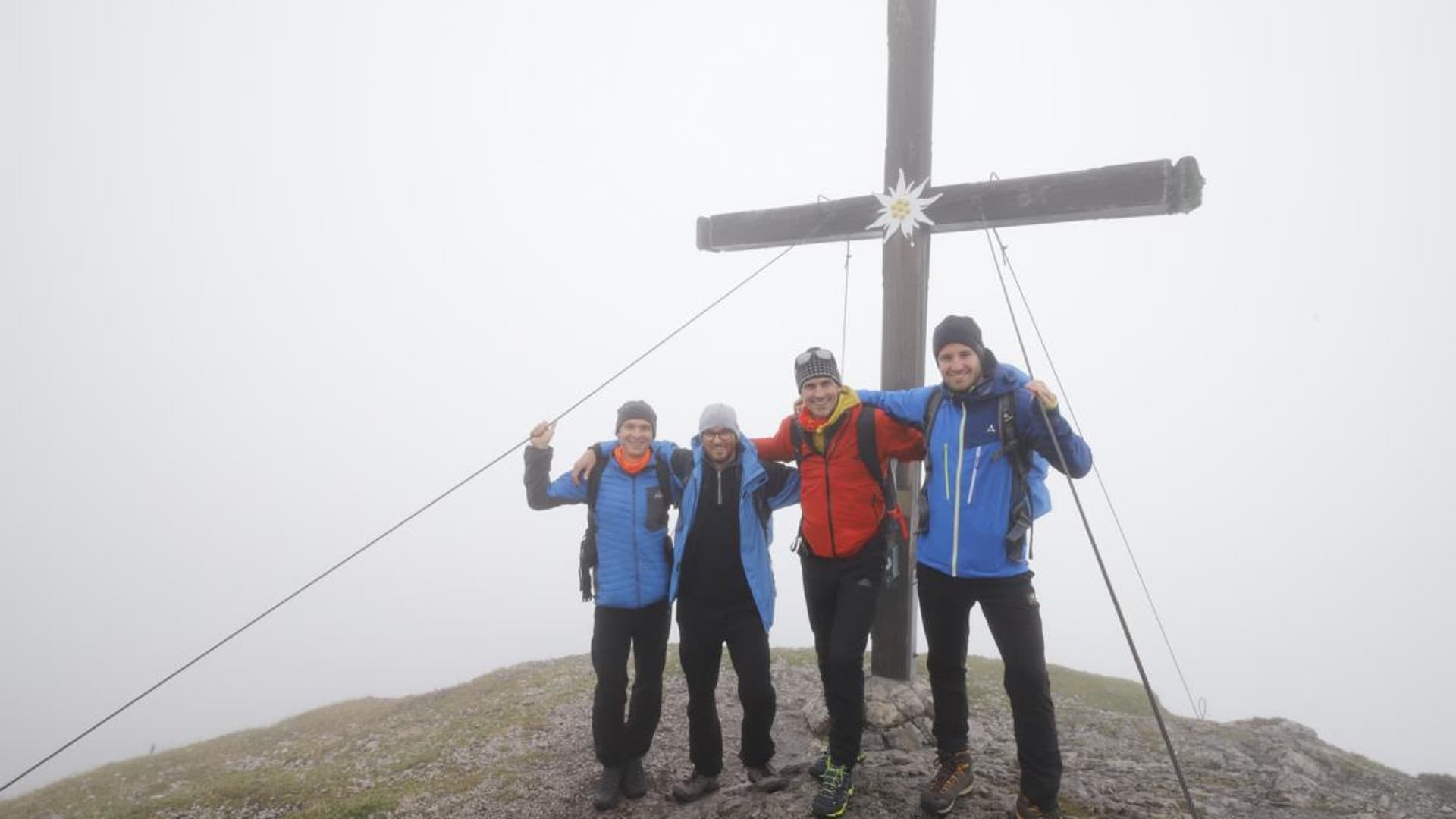 Company hike with Felix Gottwald