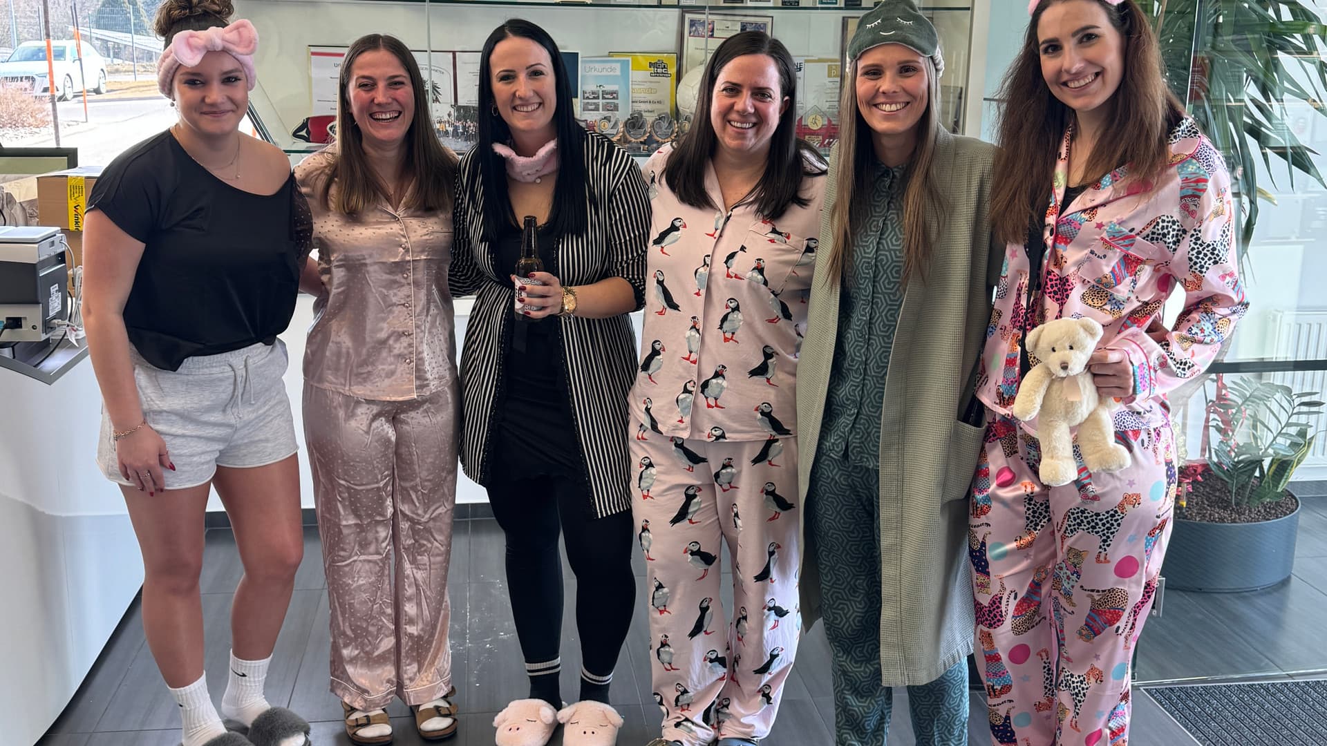 Pyjama party in the Solarstraße