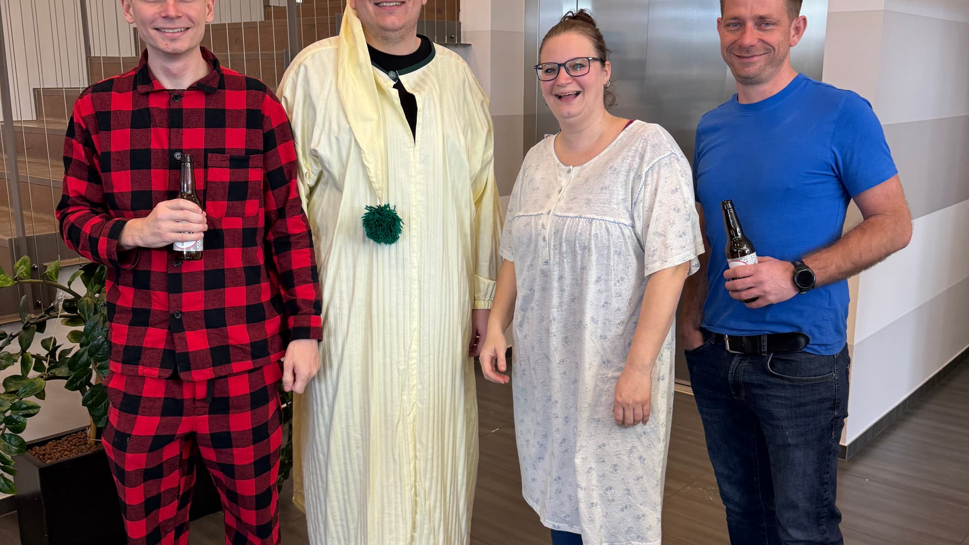 Pyjama party in the Solarstraße