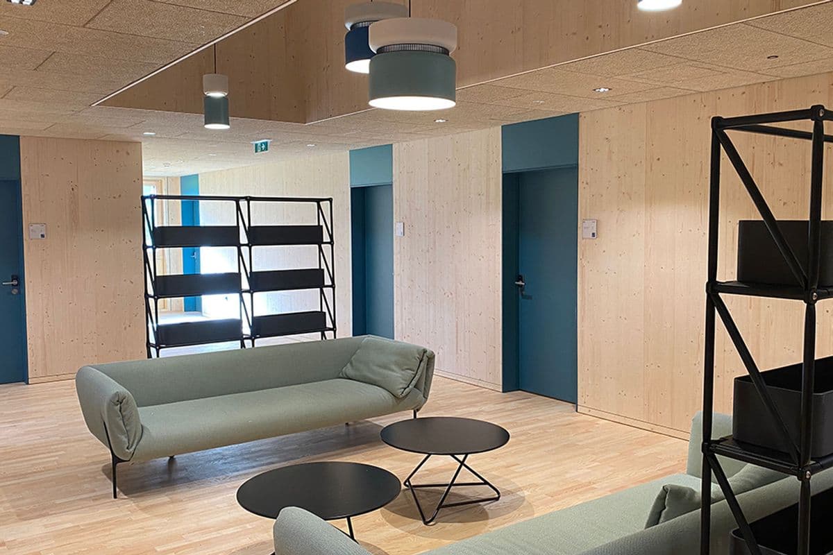Boarding house at the Kuchl wood technology college - image 3