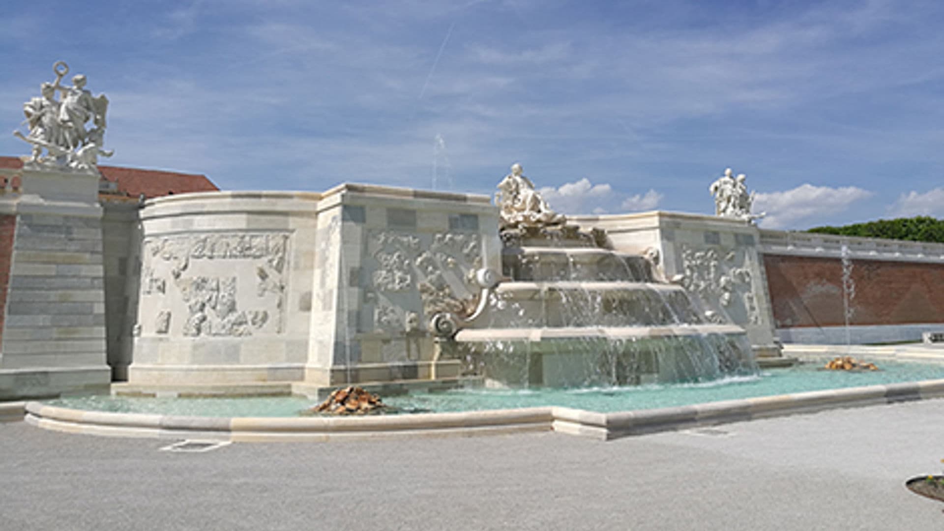 Schloss Hof palace – the great cascade