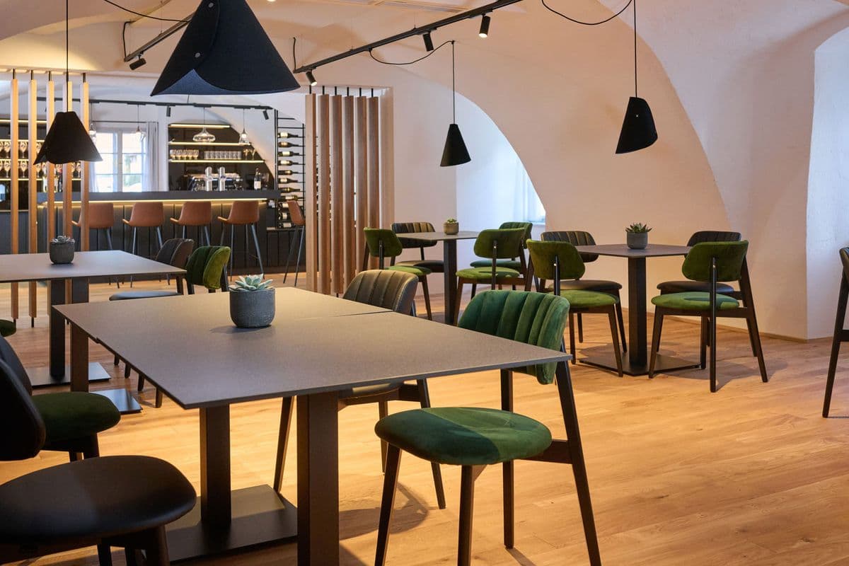 Wine bistro at the Haus des Weines