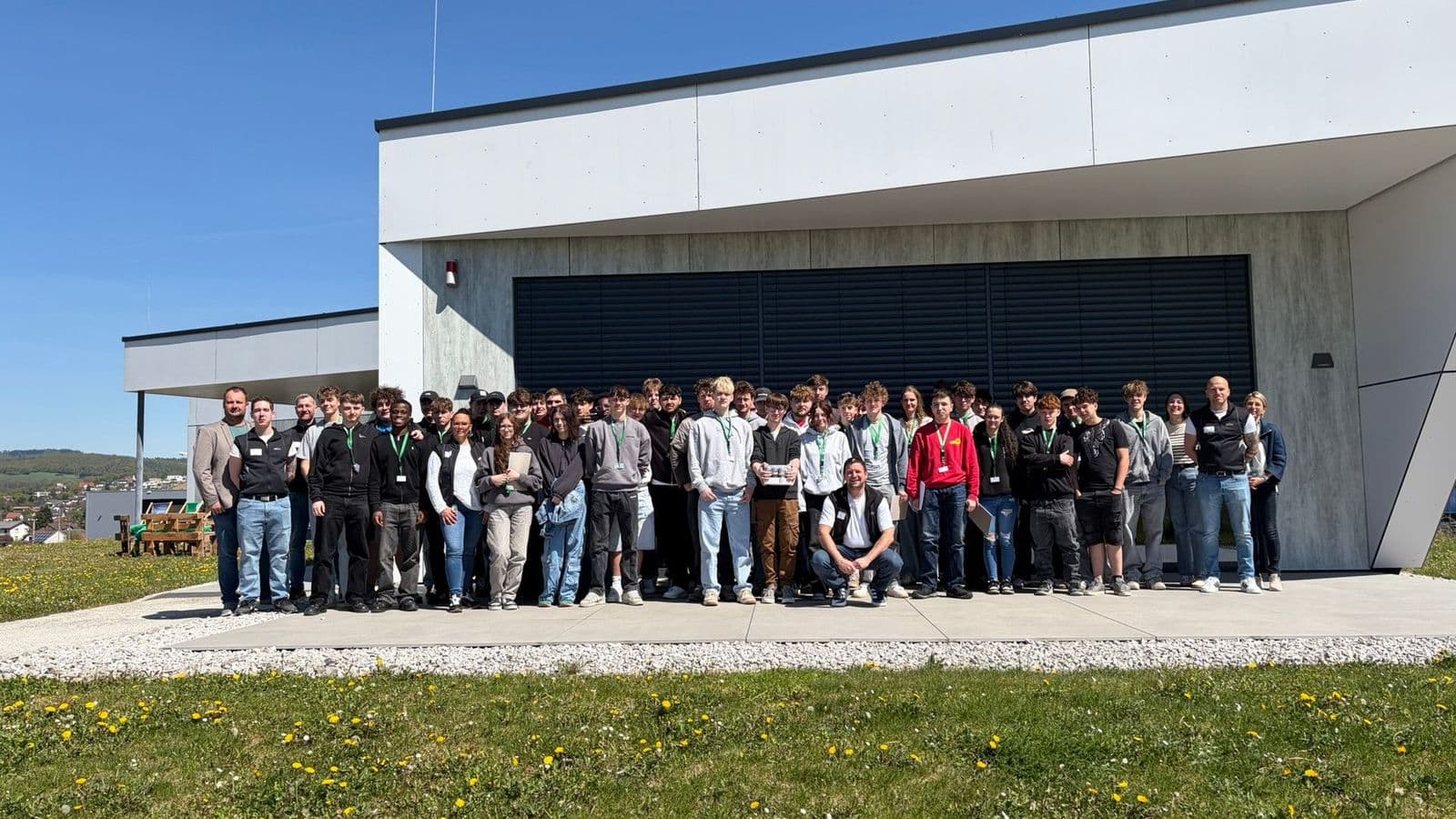 Unsere Lehrlinge on Tour bei DIN