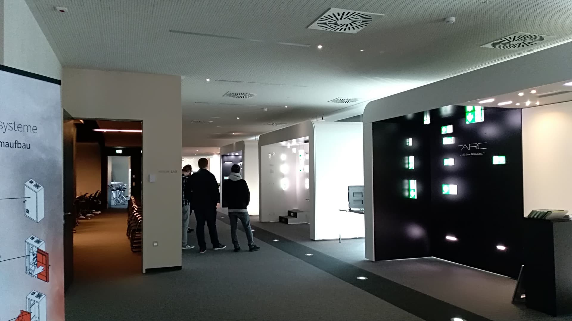 Our apprentices visiting din-Sicherheitstechnik in Linz