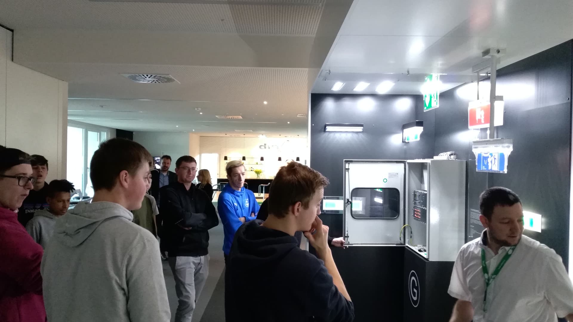 Our apprentices visiting din-Sicherheitstechnik in Linz