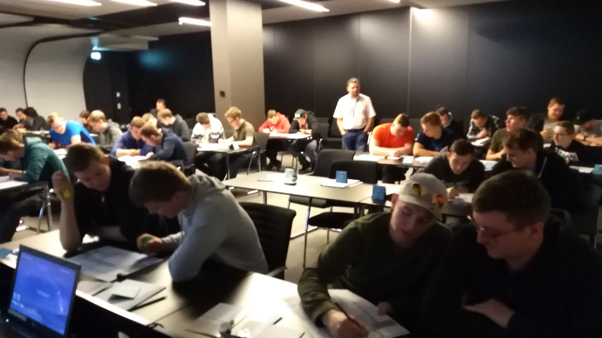 Our apprentices visiting din-Sicherheitstechnik in Linz