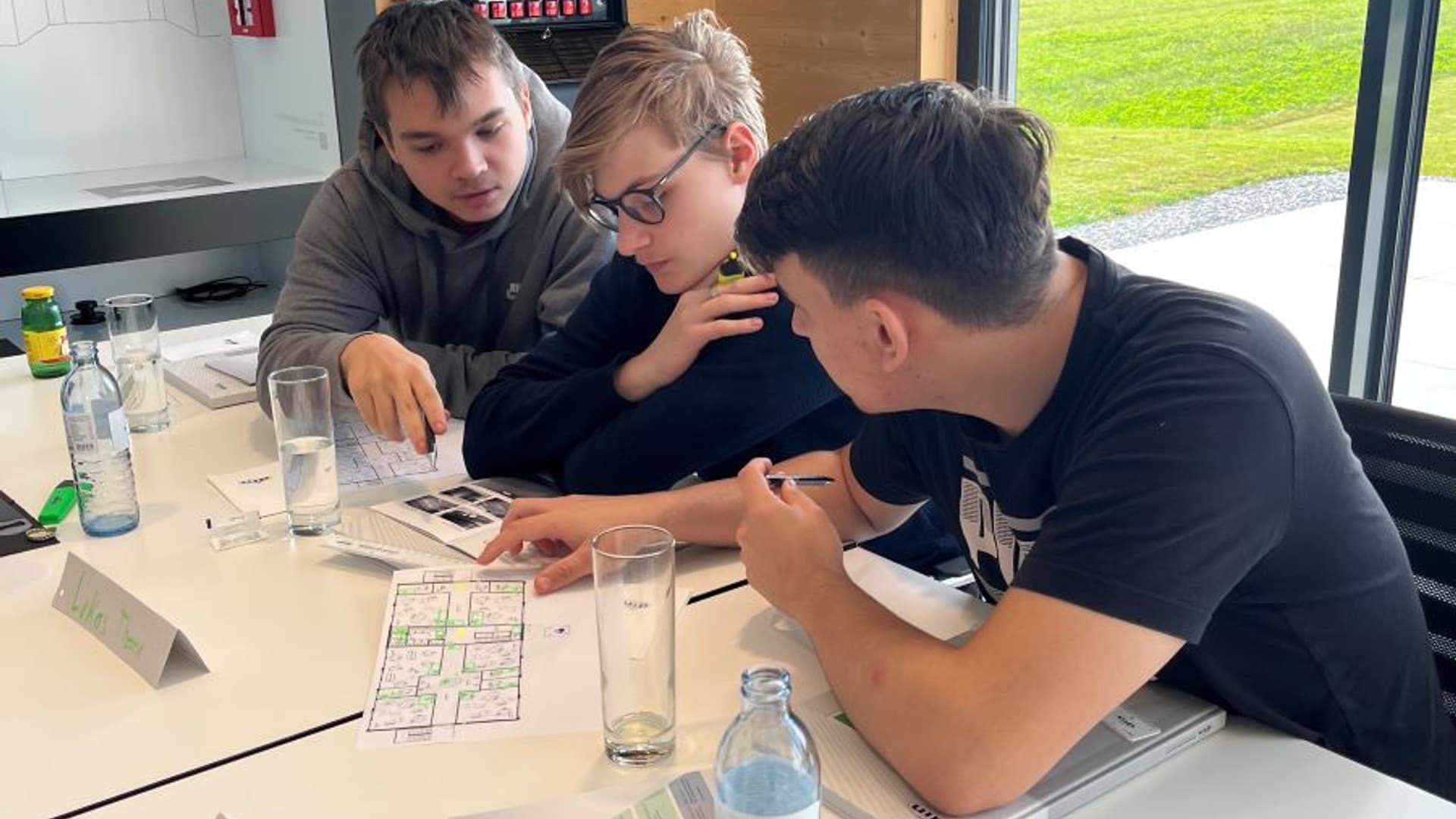 Our apprentices visiting din-Sicherheitstechnik in Loosdorf