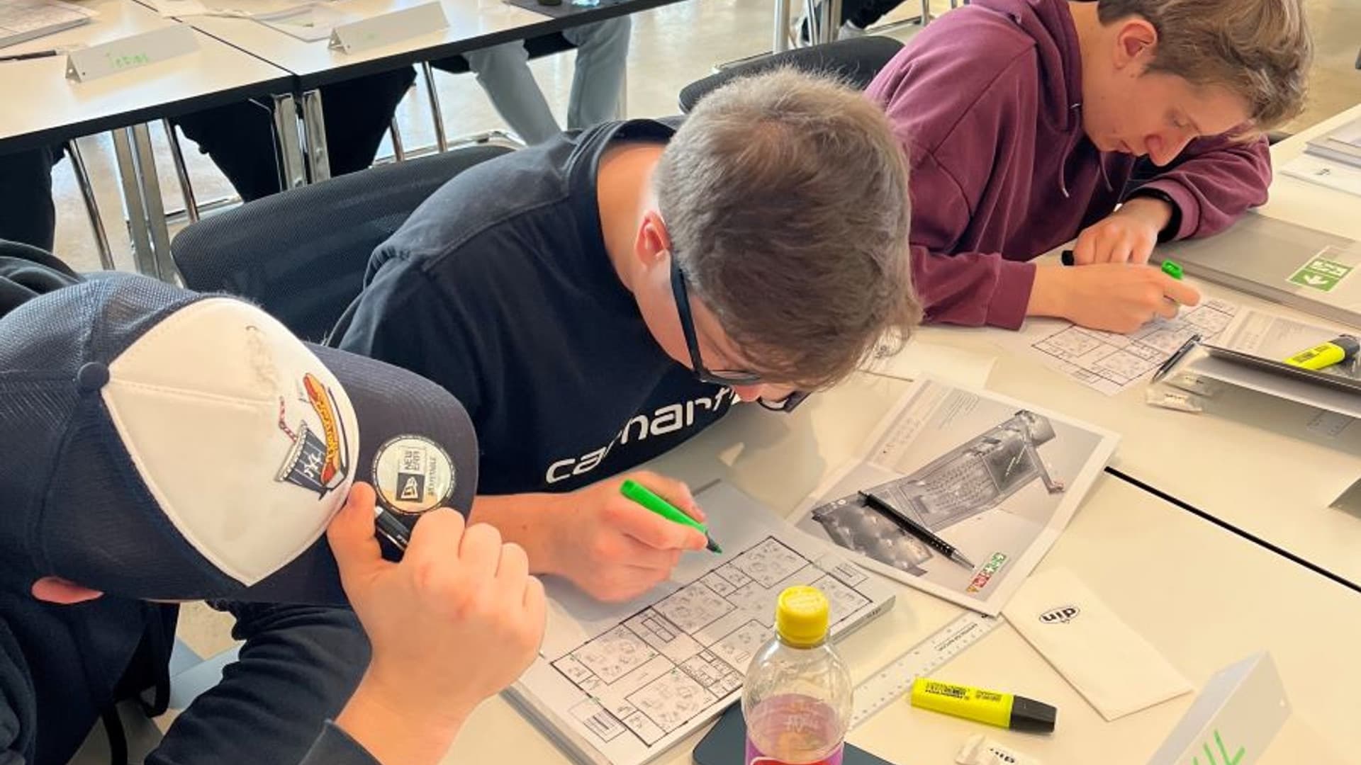 Our apprentices visiting din-Sicherheitstechnik in Loosdorf